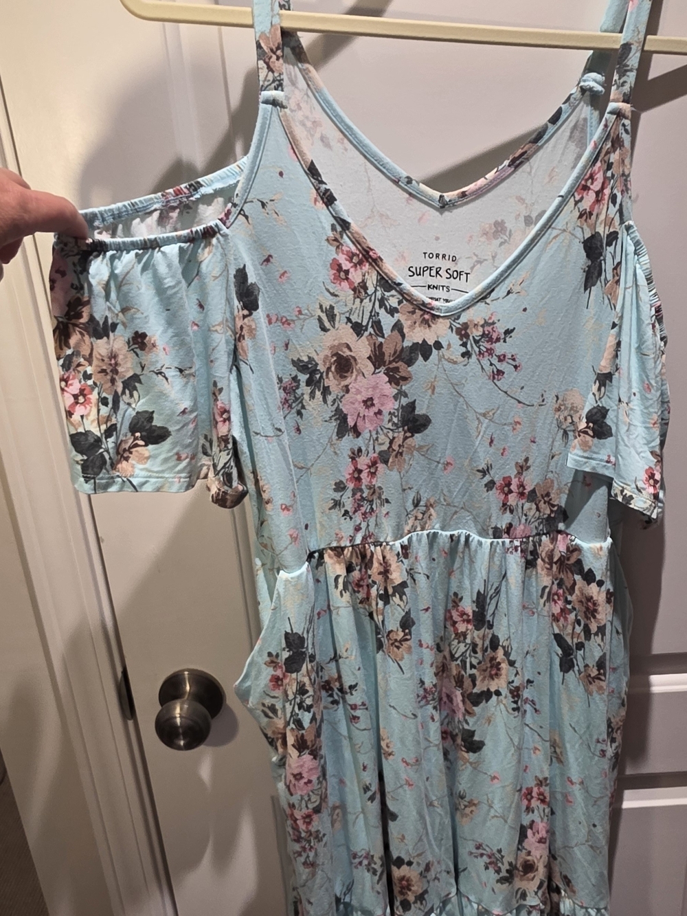 Torrid Super Soft Light Blue Floral Cold-Shoulder Womens Dress